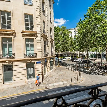 Prestige Et Elegance Aux Champs Elysees 80m2 파리