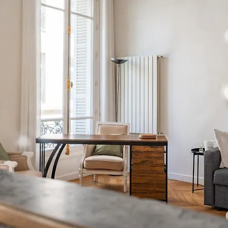 아파트 Prestige Et Elegance Aux Champs Elysees 80m2 *