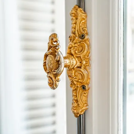 아파트 Prestige Et Elegance Aux Champs Elysees 80m2 파리